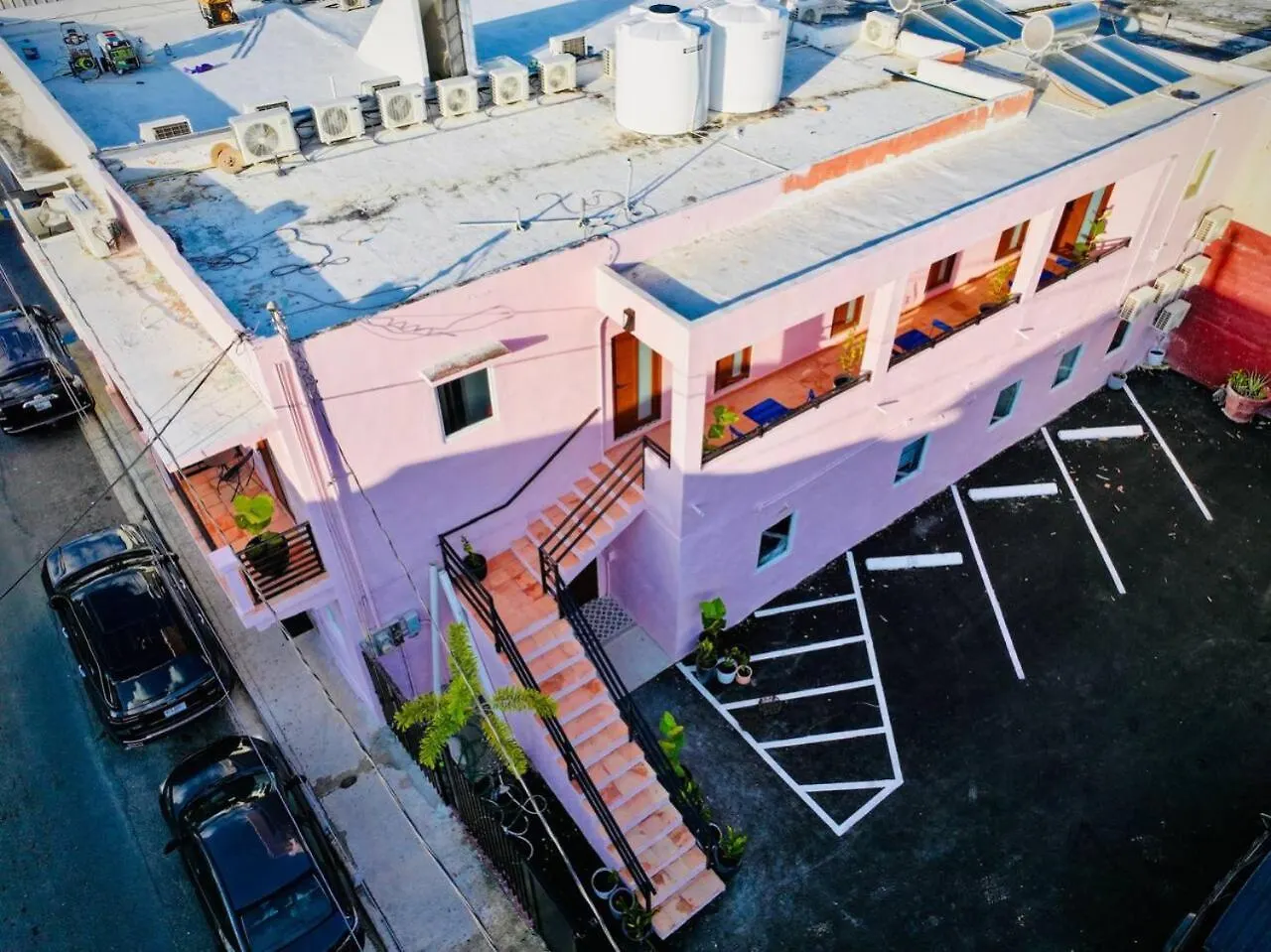 酒店 Room 8 Colorful Crash Pad Near Cerra Art 圣胡安