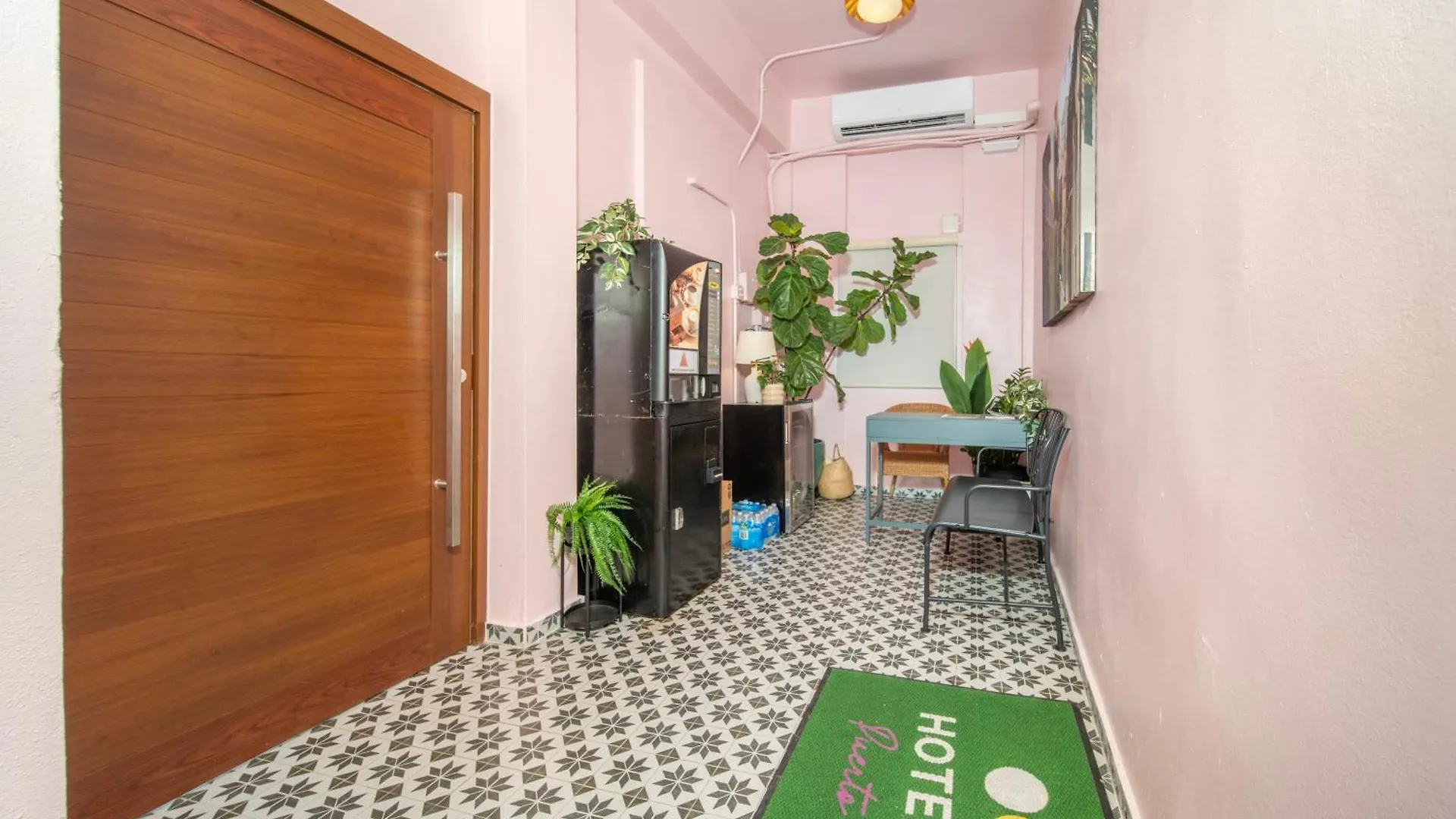 Hotell Room 8 Colorful Crash Pad Near Cerra Art San Juan